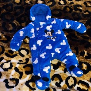 New condition 6M baby Mickey warm suite by Disney